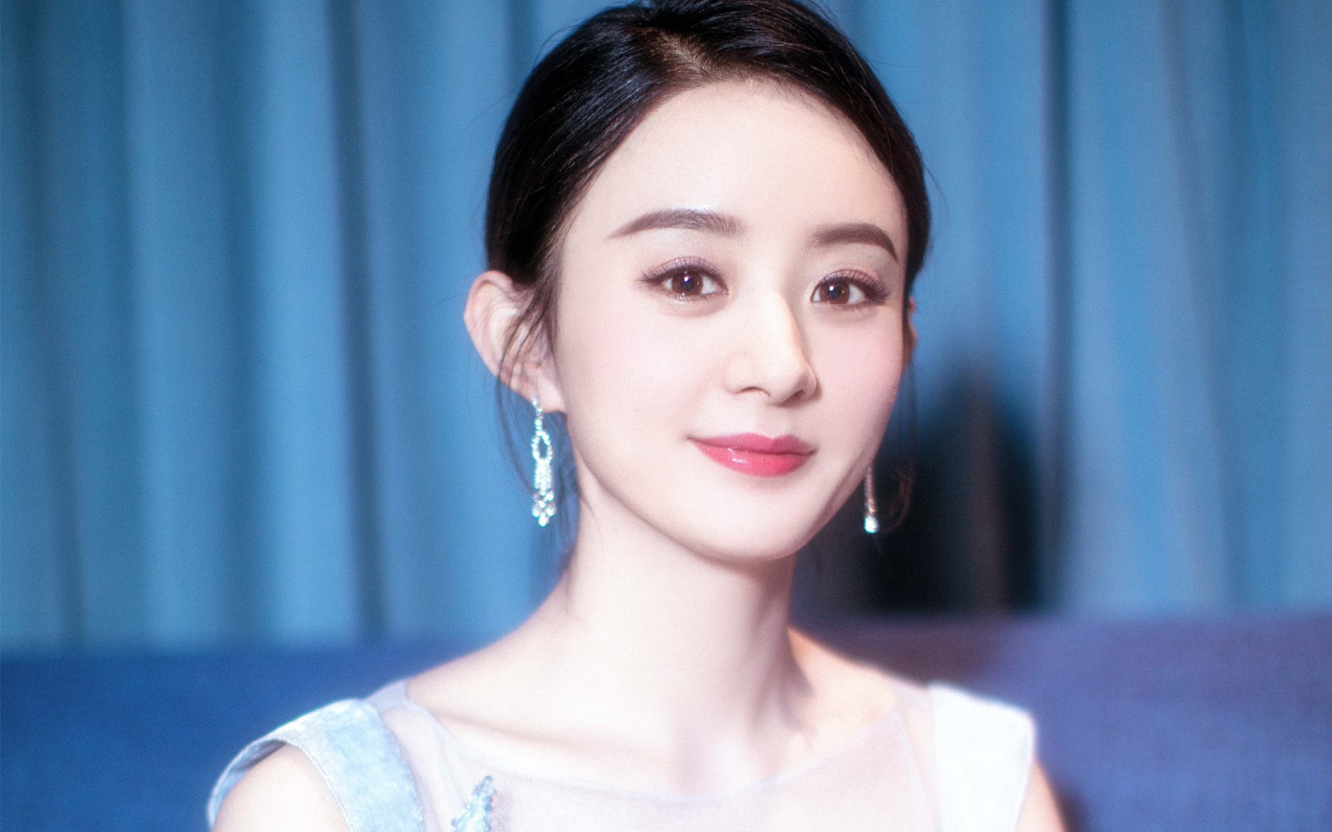 Kaiyun APP-《电竞比赛现场：氛围热烈斗志昂扬》，电竞比赛场景