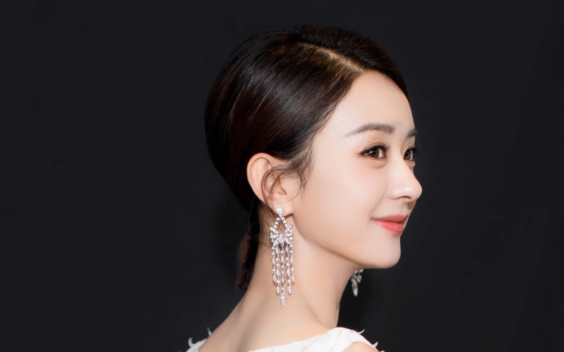 战术革新：数据驱动的篮球新战术分析，篮球战略战术