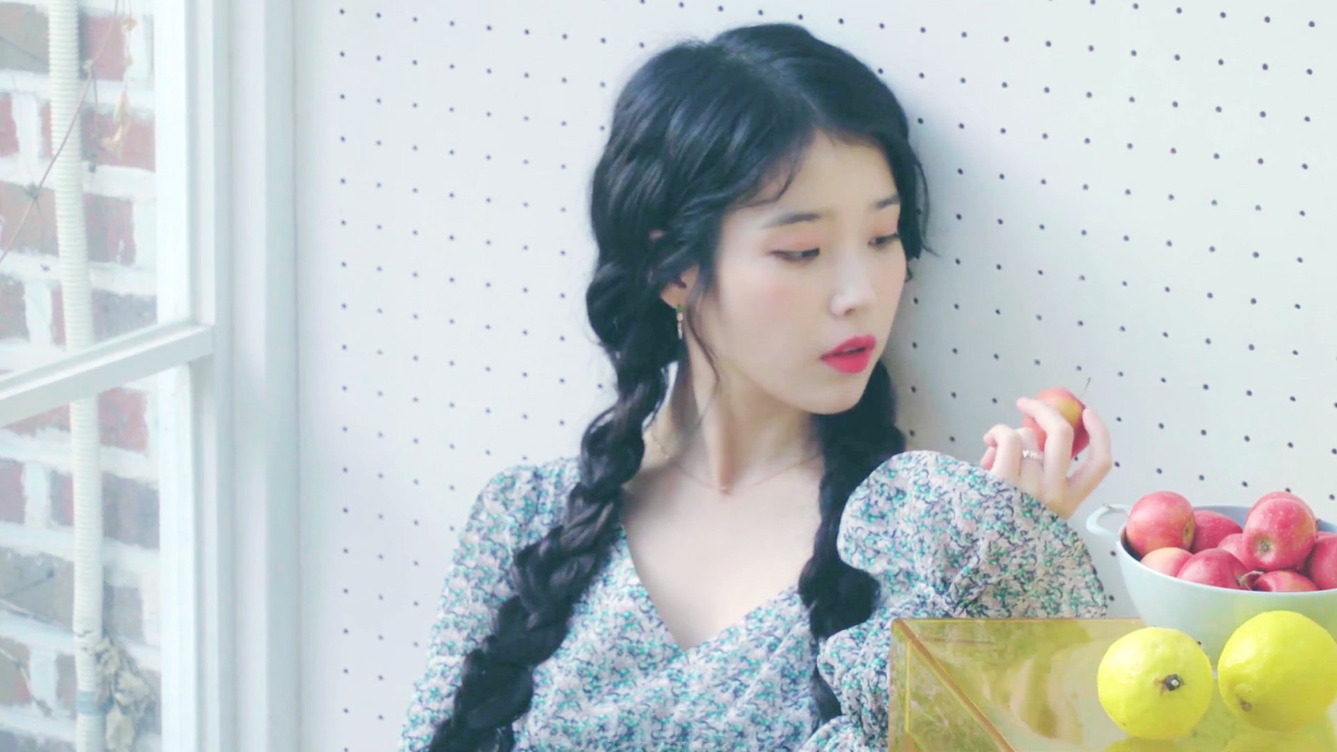 kaiyun体育app-米兰年轻球员表现出色，米兰球员篮球