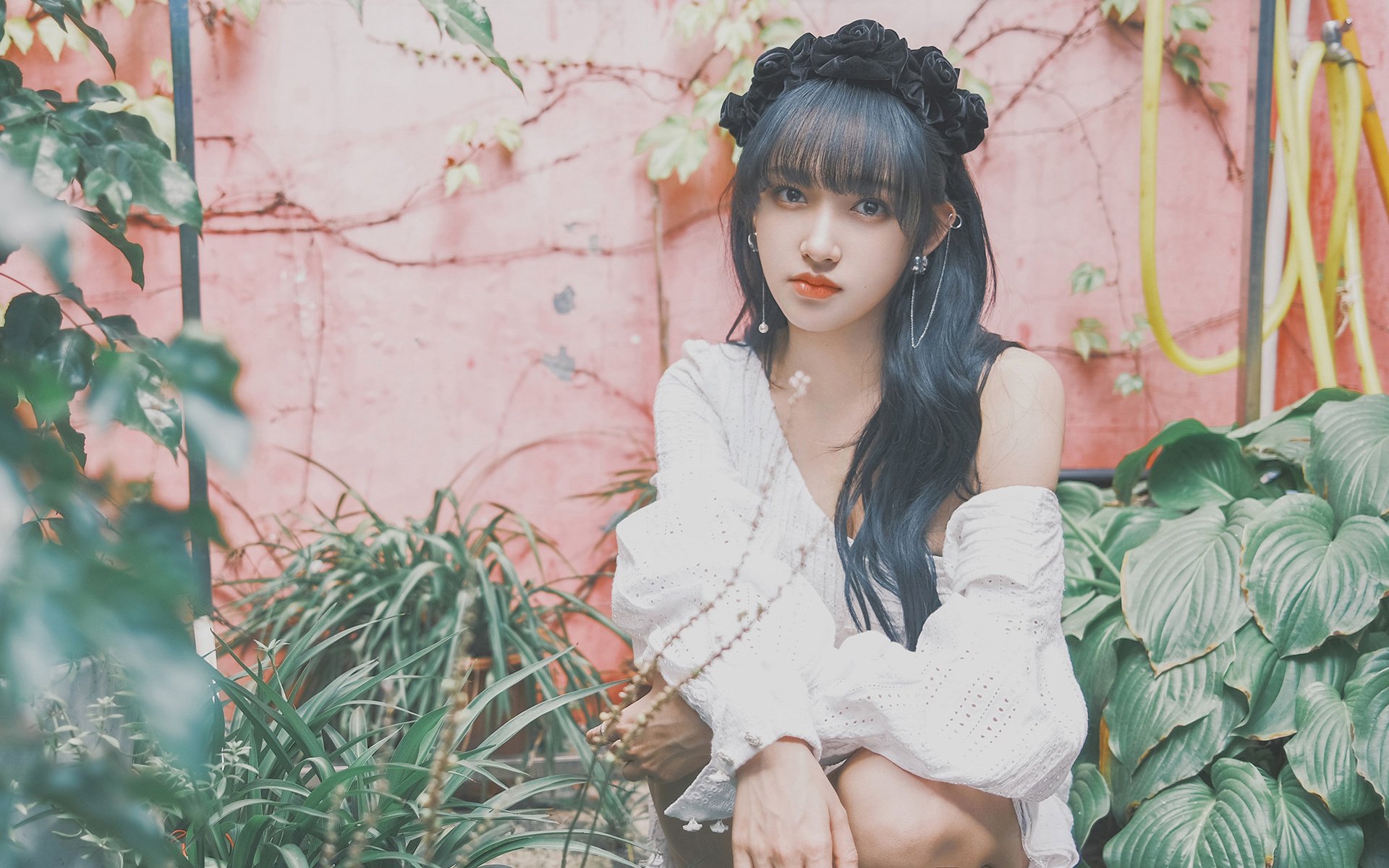 特斯·冯·迪克:中场的指挥官,为南非队提供战术深度,安迪冯斯特拉克