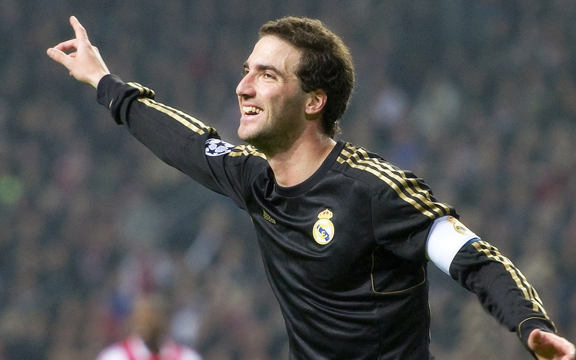 “西甲焦点:明星对阵引燃球迷热情”,西甲明星球员名单